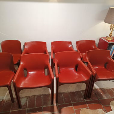 8 Artemide Design Stühle vintage 