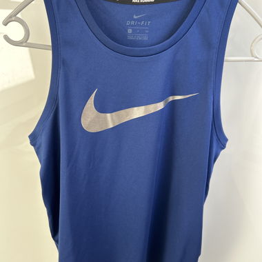 Top running Nike Dri-FIT bleu