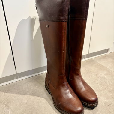 Stivali Remonte alti fino al polpaccio