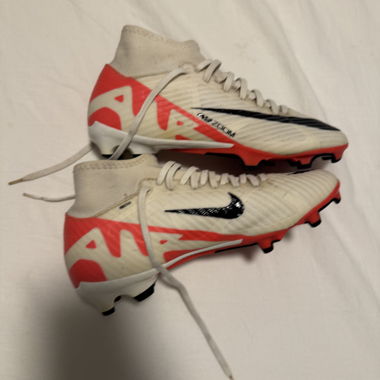 Nike air Zoom Fussball Schuhe 