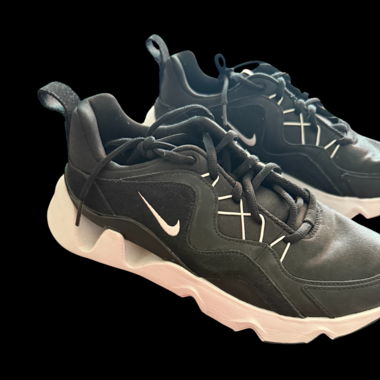 Nike Zoom Sneakers