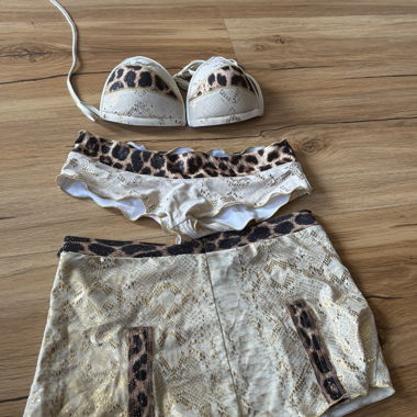 Lot de hauts pour dames