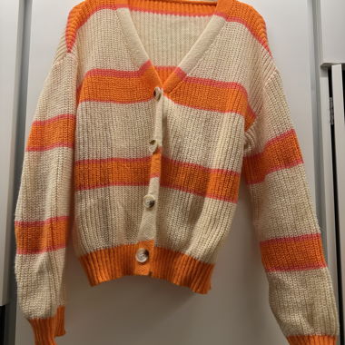 Veste en maille rayée