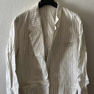 Gestreifter Leinenblazer