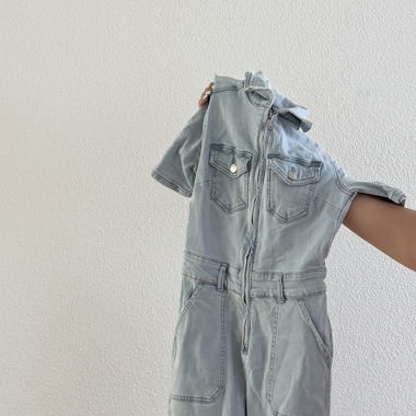Tuta in denim azzurro chiaro