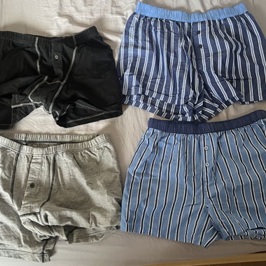 Set di boxer a righe nuovi mai indossati