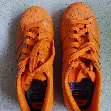 Adidas Pharell Williams
