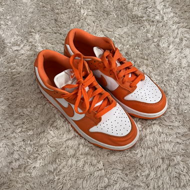 Nike Dunk Low orange et blanc