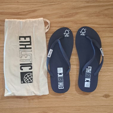 Nouveau, tongs Flipflops d’ETHLETIC