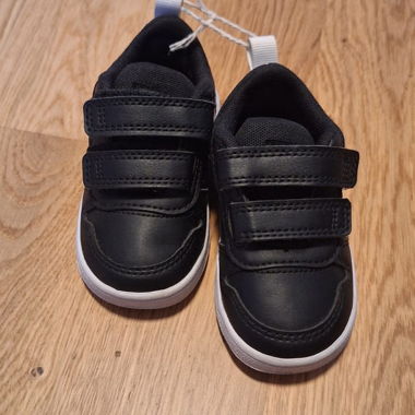 Kids' Adidas shoes