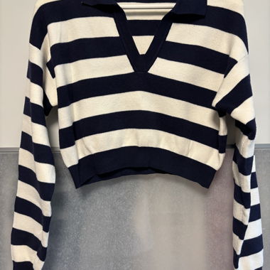 Maglione corto a righe
