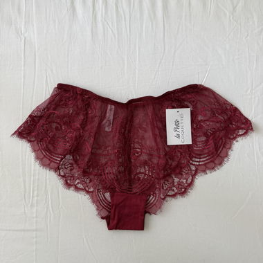 Slip rosso in pizzo