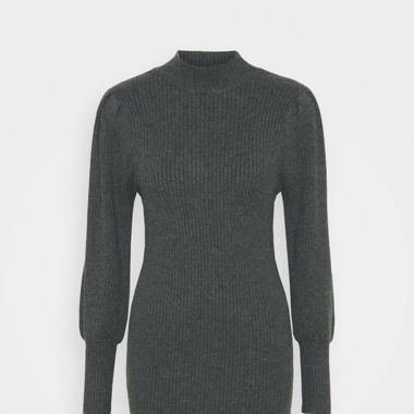Neues Strickkleid