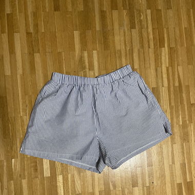 Striped shorts 
