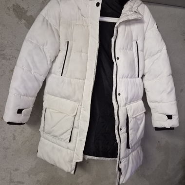 Weisse Mädchen-Daunenjacke 146