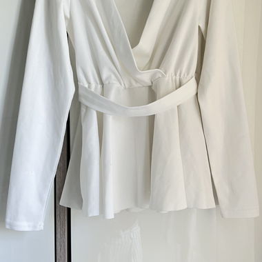 Elegantes Weisses Oberteil