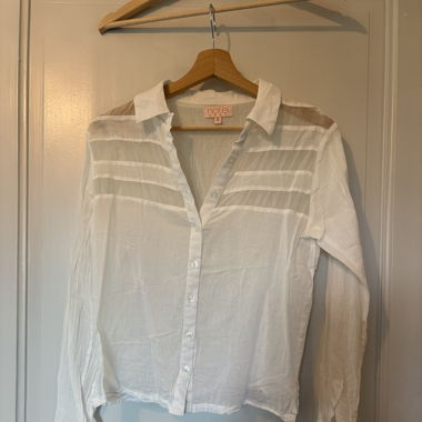 Chemise blanche ajourée 