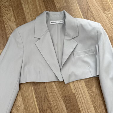 Bershka blazer cropped grigio chiaro
