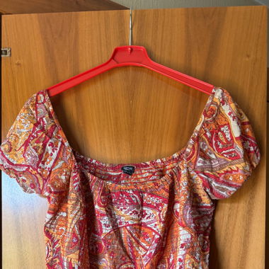 Blusa a Maniche Corte Rosso Arancione con Motivo