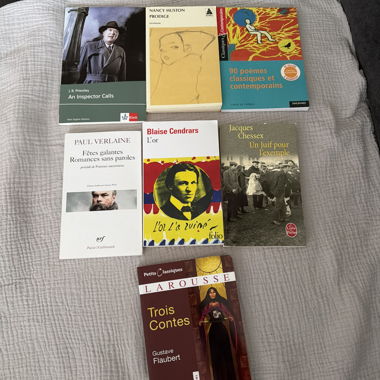 Set of 6 classic books