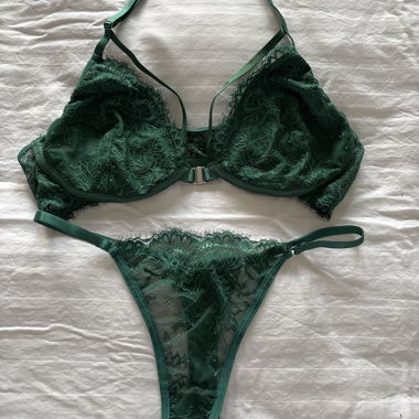 Ensemble lingerie verte