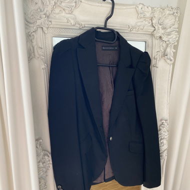 Tailierter ZARA Blazer