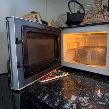 Microwave- Fust Primotecq MW 2720 Grill