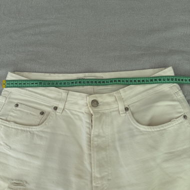 Zara white jeans 42