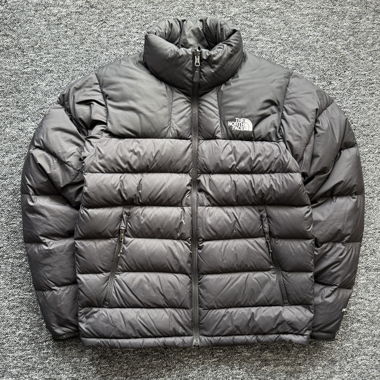The North Face 700 Steppjacke schwarz/S