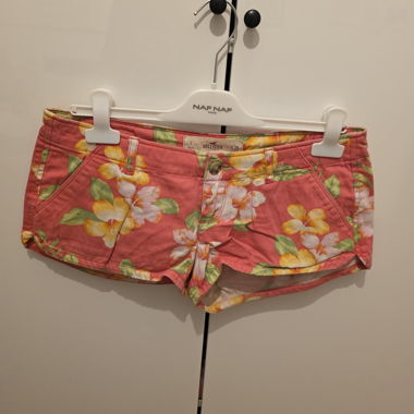 Short Hollister a fiori