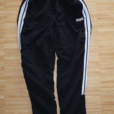 Pantaloni da training Lonsdale neri