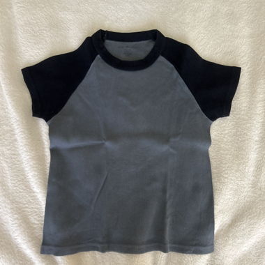 T-shirt a Maniche Corte grigio-nero