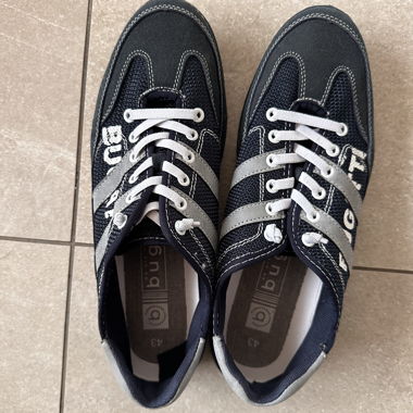 Bugatti Sneakers Size 43