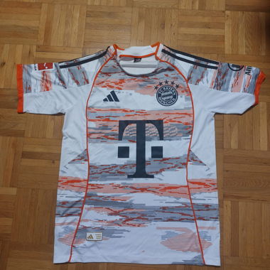 Bayern München Trikot