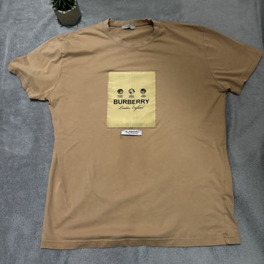 Burberry T-Shirt (Original)