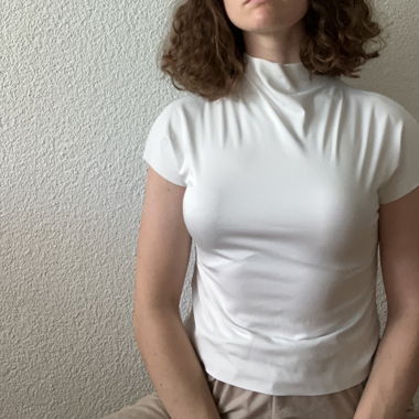 T Shirt blanc col montant 