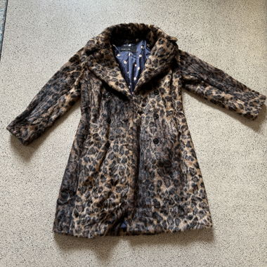 Marc Cain Plüschmantel mit Leopardenprint