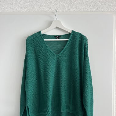 Grüner Strickpullover, Grösse S