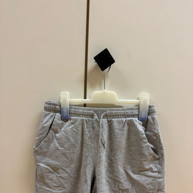 Short type jogging