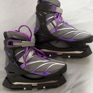 Patins à glace avec accents lilas, taille 41