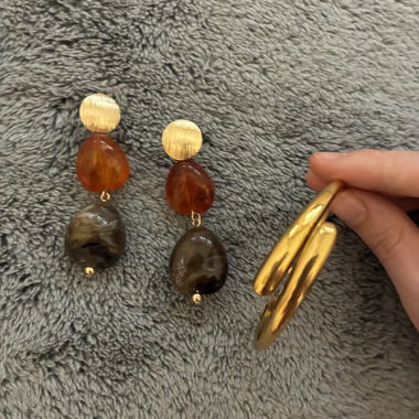 lot boucles d’oreilles et bracelet doré