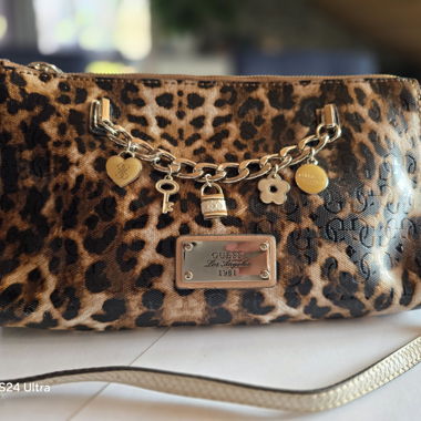 Handbag