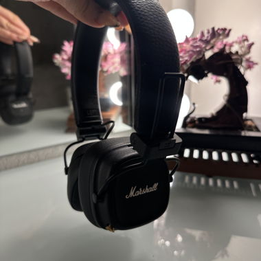 Marshall Major IV Bluetooth Headphones Black