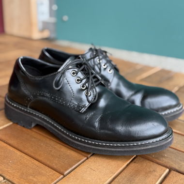 Scarpe eleganti stringate in pelle nera