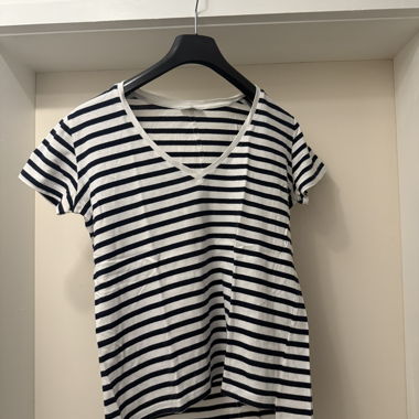 Basic striped shirt