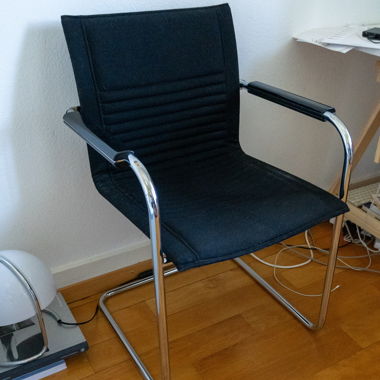 Freischwinger de la collection d’art Walter Knoll