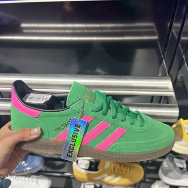 Adidas Exlusive Sneaker