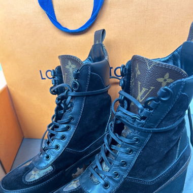 Louis Vuitton - Laureate Desertboot