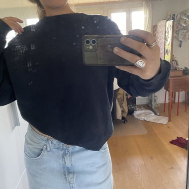 Sweat bleu foncé