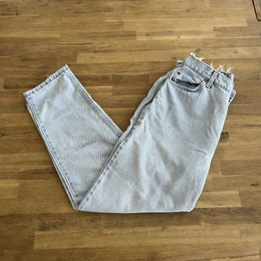 LEVIS JEANS